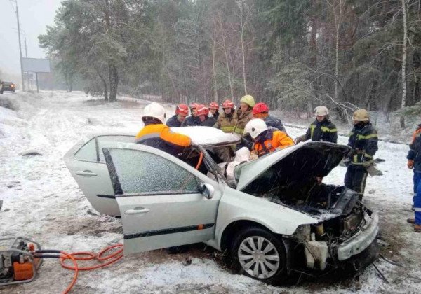 Жуткие пробки и десятки ДТП сковали Киев: куда лучше не ехать