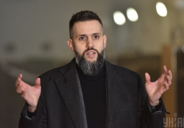 Нефьодов збагатився за рахунок космічних надбавок до зарплати, опубліковано документ