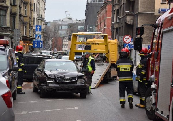 У Польщі п'яний українець протаранив одразу 8 автівок