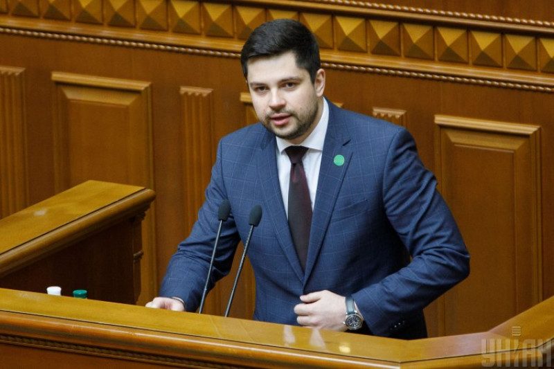 В Слуге народа прокомментировали раскол из-за Минских соглашений