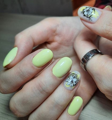 Весняний манікюр 2020