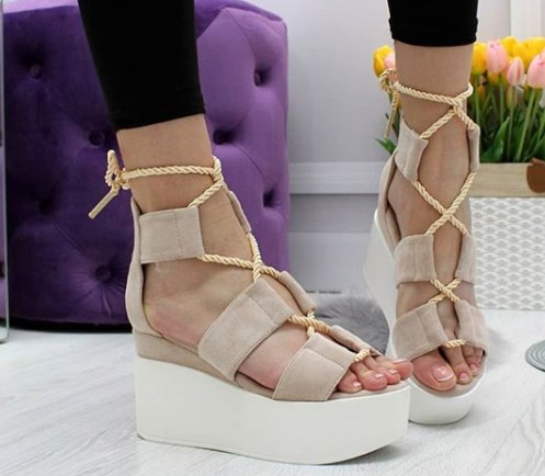 Модне взуття 2020 на літо Модне взуття 2020 на літо