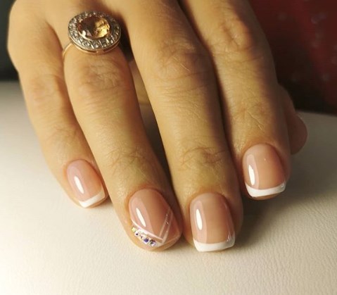 Весняний манікюр 2020 в стилі модерн Весняний манікюр 2020 в стилі модерн