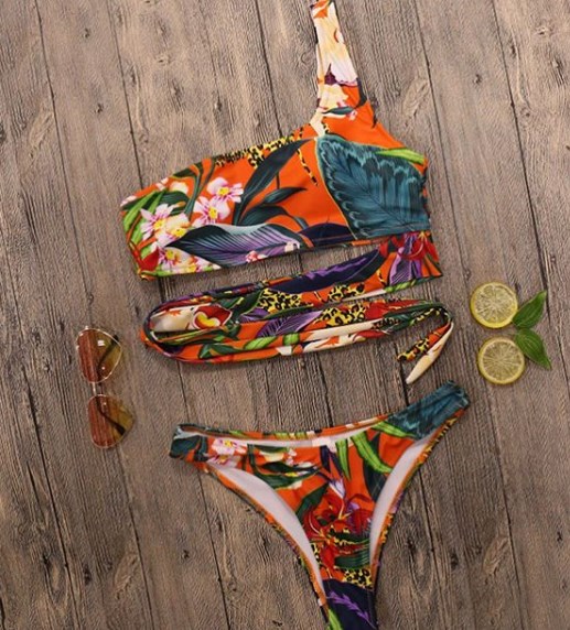 Модні купальники 2020 Модні купальники 2020