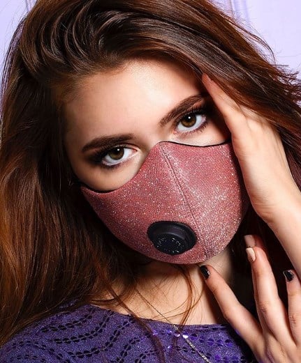 Модні маски для обличчя