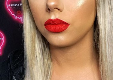 Модні відтінки помади 2020 весна