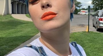 Модні відтінки помади 2020 весна