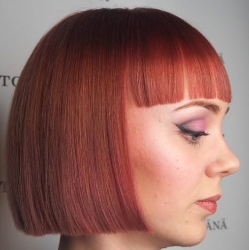 Жіночі стрижки, які роблять старшими