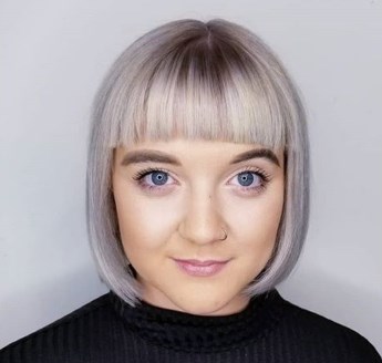 Жіночі стрижки, які роблять старшими