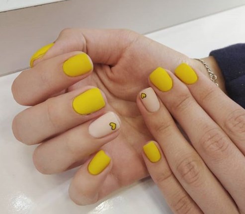 Манікюр в домашніх умовах Манікюр в домашніх умовах