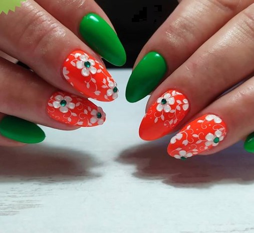 Манікюр, який вийшов з моди Манікюр, який вийшов з моди