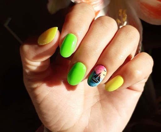 Літній манікюр 2020