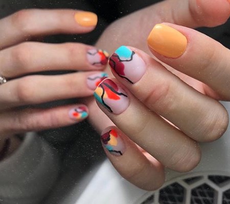 Літній манікюр 2020