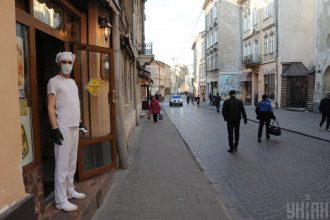 Продовження карантину обурило українців / УНІАН Продовження карантину обурило українців / УНІАН
