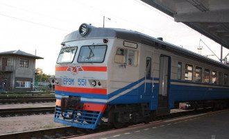 В Украине перестанут ездить электрички: названо точное время