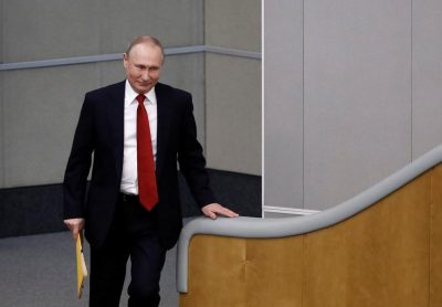 Експерт вважає, що Володимир Путін гальмує російську економіку – Путін новини