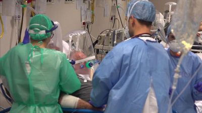 Стала відома причина високої смертності від COVID-19 в Італії: моторошне відео з лікарні