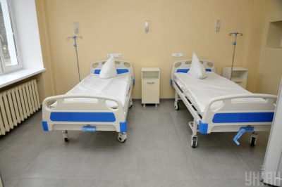 У Кропивницькому до лікарні "швидкої" підкинули труп / УНІАН У Кропивницькому до лікарні "швидкої" підкинули труп / УНІАН