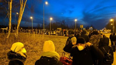 Очереди на границе с Польшей / varta1.com.ua
