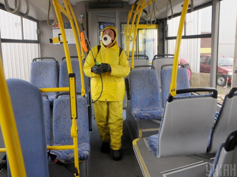 В Киеве начали незаконно "впаривать" спецпропуска на транспорт