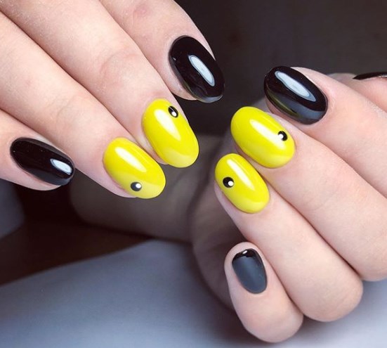 Манікюр на короткі нігті 2020 Манікюр на короткі нігті 2020