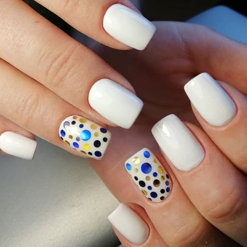 Весняний манікюр удома Весняний манікюр удома