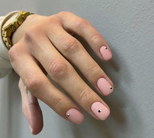 Стильний манікюр 2020 удома Стильний манікюр 2020 удома