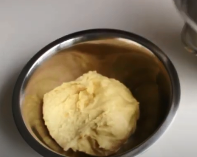 Замешенное тесто на панеттоне можно поставить расти в духовку, разогретую до минимума – Панеттоне – рецепт итальянской пасхи Замешенное тесто на панеттоне можно поставить расти в духовку, разогретую до минимума – Панеттоне – рецепт итальянской пасхи