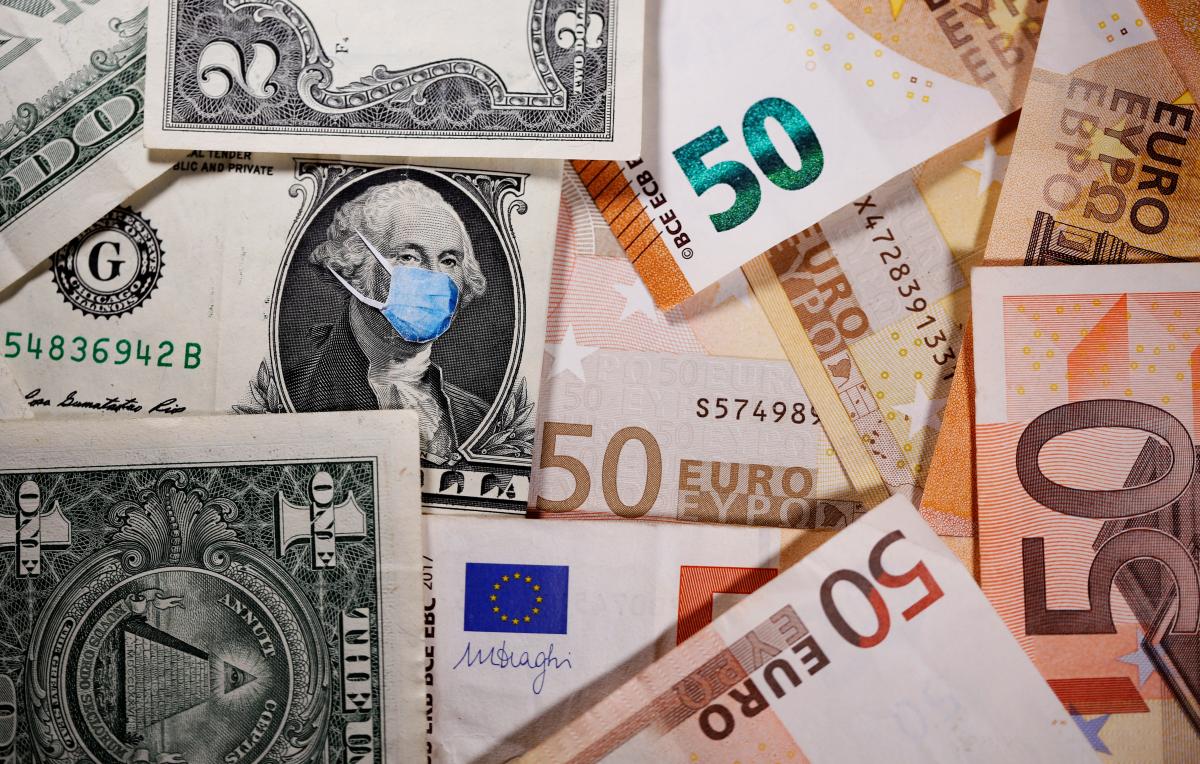 Курс евро вырос до максимума за полтора года