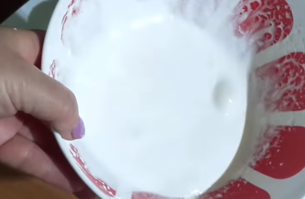 Для глазури на паски понадобятся четыре ингредиента – Пасхальный кулич, который всегда получается