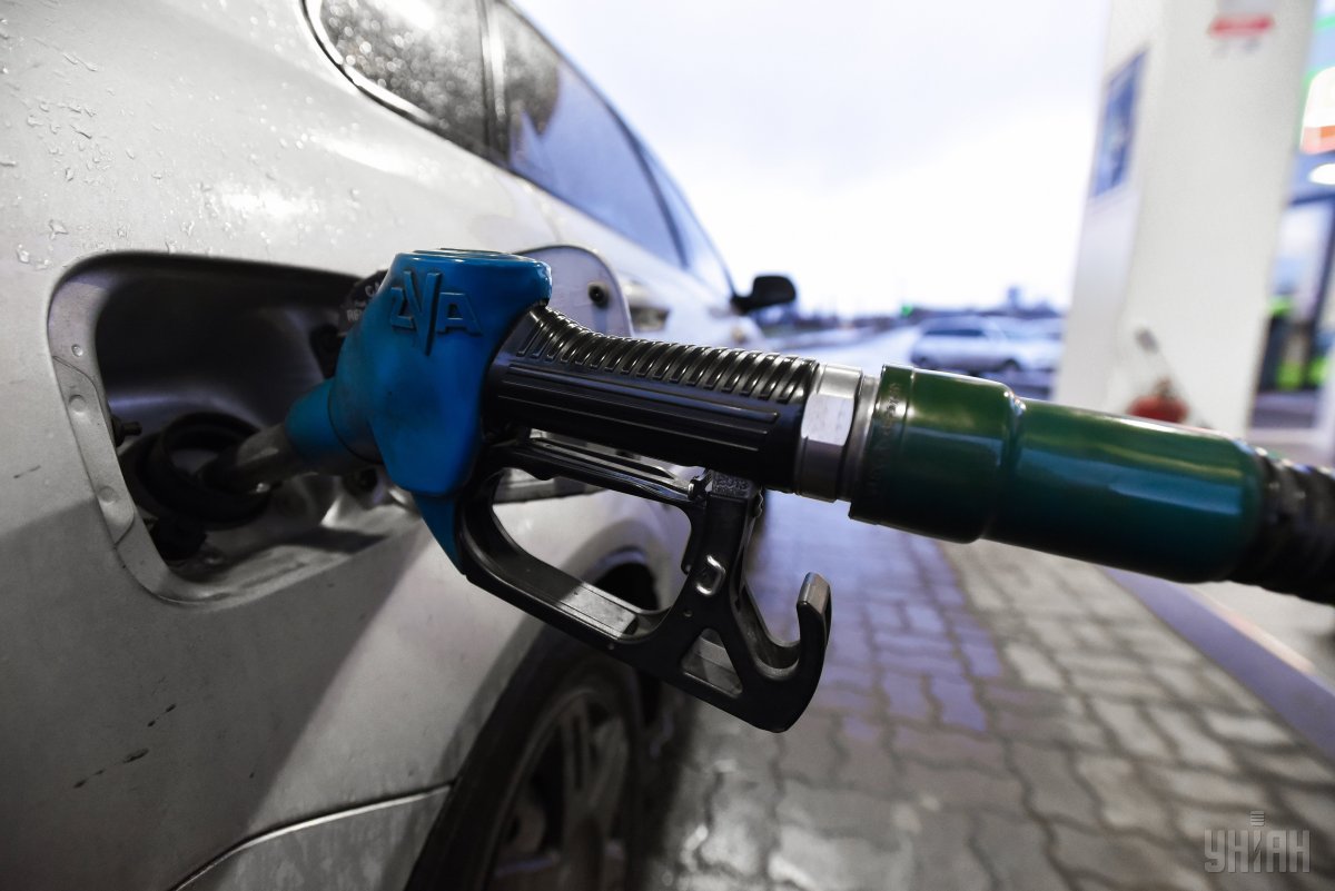 В Украине снова подскочила цена на бензин: сколько теперь придется платить
