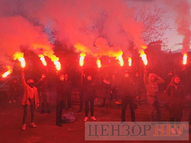 У Києві пройшла акція Хто замовив Катю Гандзюк У Києві пройшла акція Хто замовив Катю Гандзюк