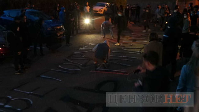 У Києві пройшла акція Хто замовив Катю Гандзюк У Києві пройшла акція Хто замовив Катю Гандзюк
