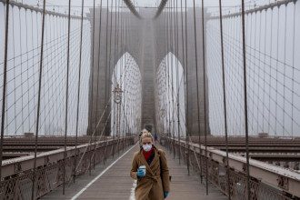 Нью-Йорк опустел из-за коронавируса Нью-Йорк опустел из-за коронавируса