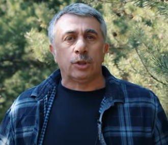 Евгений Комаровский полагает, что таракан, теоретически, может принести коронавирус – Коронавирус в Украине