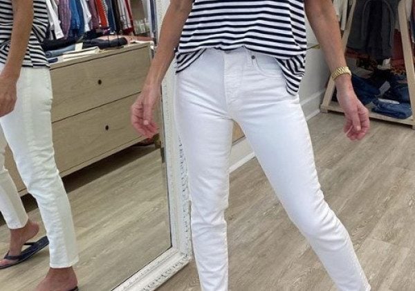 Білі джинси літо 2020: в моді джинси з 60-х і рвані джинси - фото