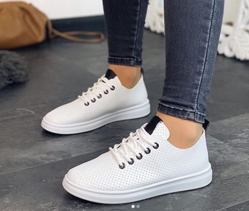 Как избавиться от запаха в обуви: быстрые и простые способы