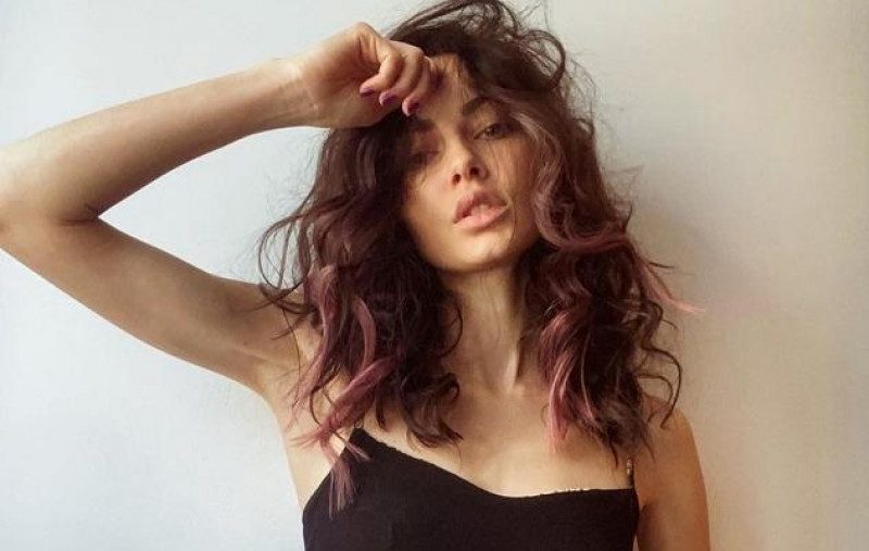 "А трусики наділа?": Поліна Фаворська викликала фурор занадто зухвалим фото