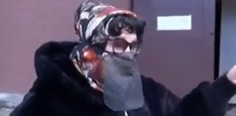 "Причащал ложечкой в спирте": в Сети глумятся над представительницей церкви в Днепре