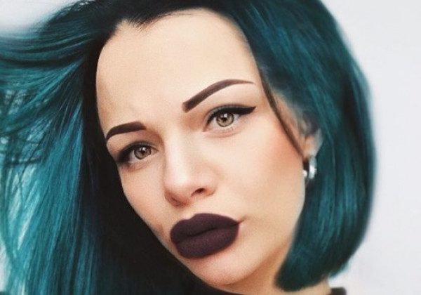 Окрашивание на короткие волосы, которое старит