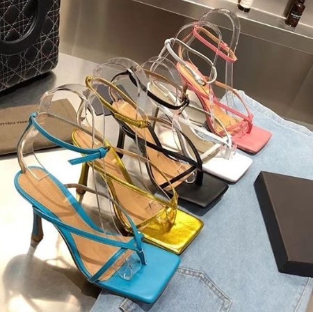 Модні сандалі 2020