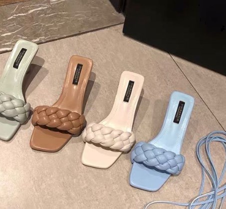 Модні сандалі 2020