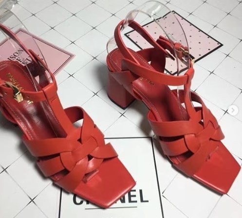 Модні сандалі 2020