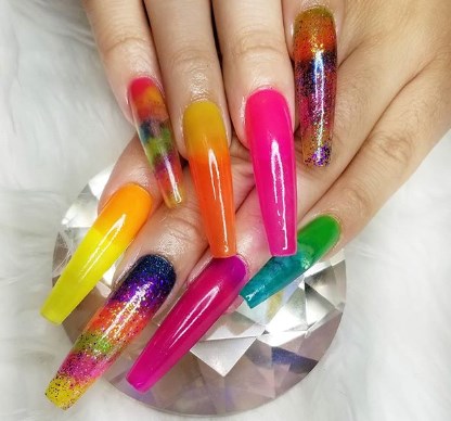 Некрасивый маникюр 2020