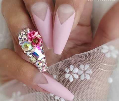 Некрасивый маникюр 2020