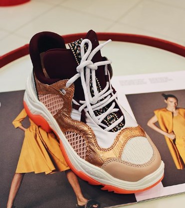 Модні кросівки літо 2020