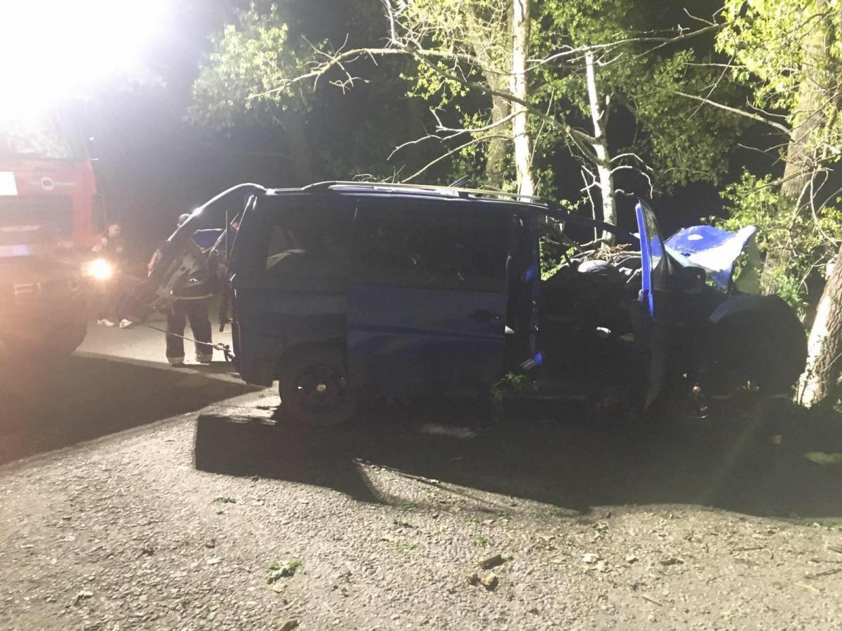 У Вінницькій області в результаті ДТП загинули троє військових У Вінницькій області в результаті ДТП загинули троє військових