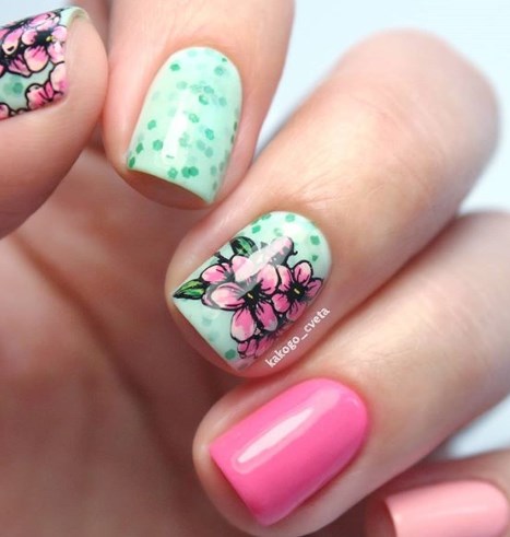 М'ятний манікюр 2020 М'ятний манікюр 2020