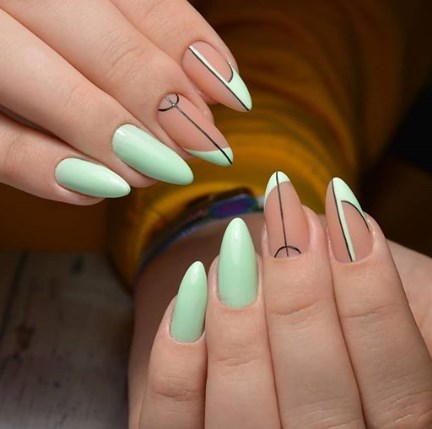 М'ятний манікюр 2020 М'ятний манікюр 2020