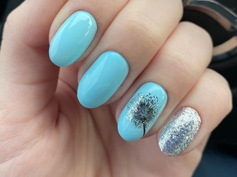 М'ятний манікюр 2020 М'ятний манікюр 2020